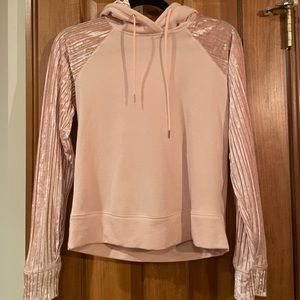 Calia by Carrie Underwood XS Hooded Sweatshirt